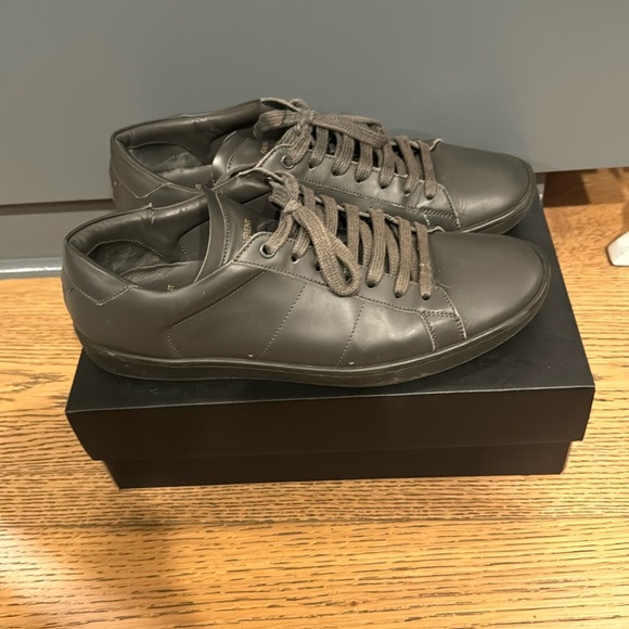 SAINT LAURENT SL/01 Men’s Dark Gray LEATHER LOW-TOP Sneakers Shoes - Picture 4 of 6